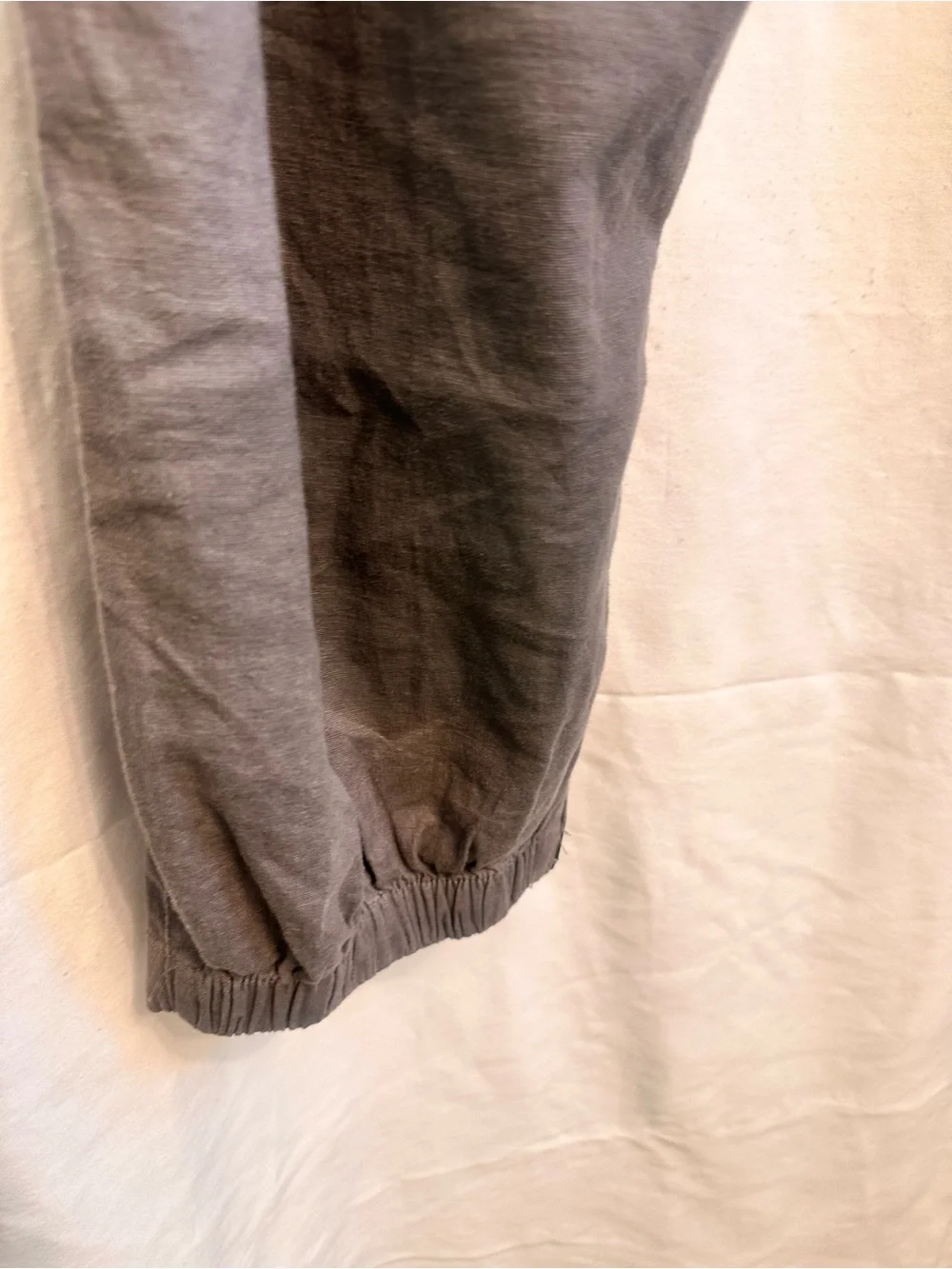 Saks Fifth Avenue Men’s Gray Elastic-Waist Chinos